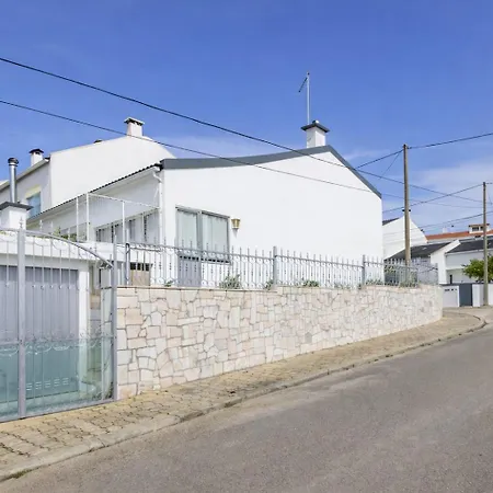 Cozy In Near & Lisbon - Acolhedor Em Perto Da E Lisboa Corroios