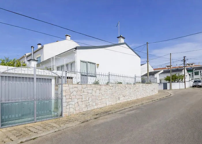 Cantinho Do Moinho, Cozy Just 15 Minutes From The 克洛伊奥斯